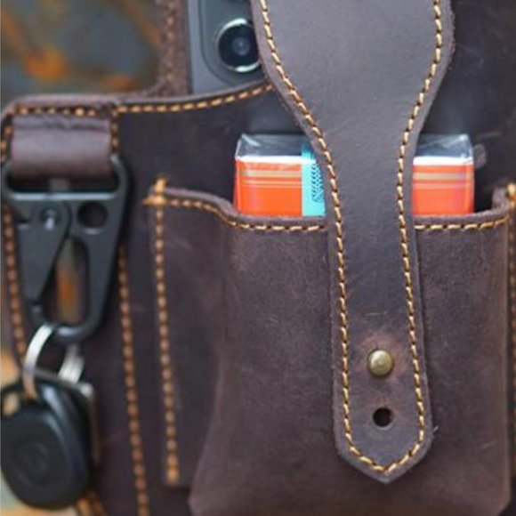 FLAPI Leather Phone Holster Belt Loop - Picture 3 of 4